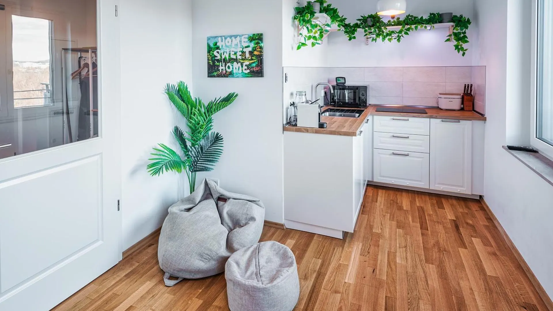 Apartment Nagelneues Studio In Der Hafencity An Der Elbe Dresden